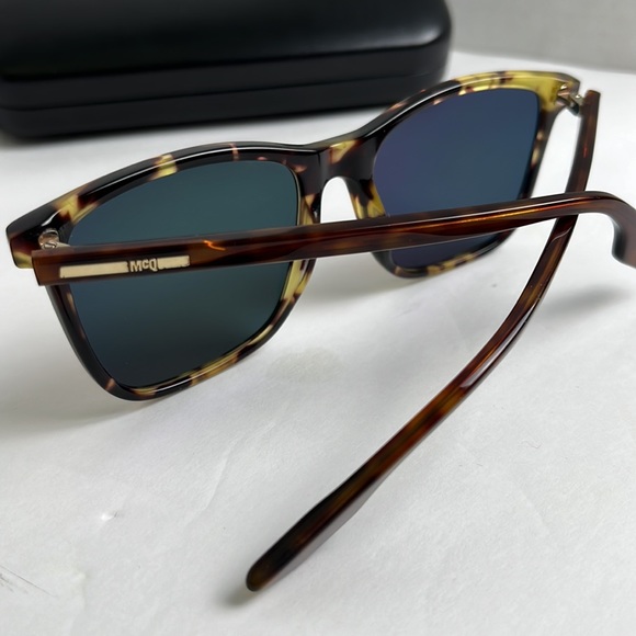 McQ By ALEXANDER MCQUEEN POLARIZED Sunglasses - Picture 3 of 4